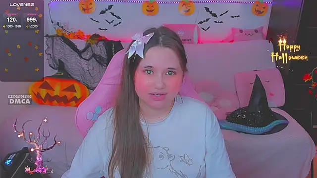 Snapshot of Lolisuccub chatting on November 16, 2025, 5:50 pm Lolisuccub online show from November 16, 2025, 5:50 pm