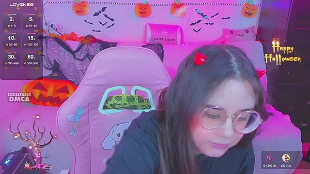 Snapshot of Lolisuccub chatting on October 28, 2025, 7:13 pm Lolisuccub online show from October 28, 2025, 7:13 pm