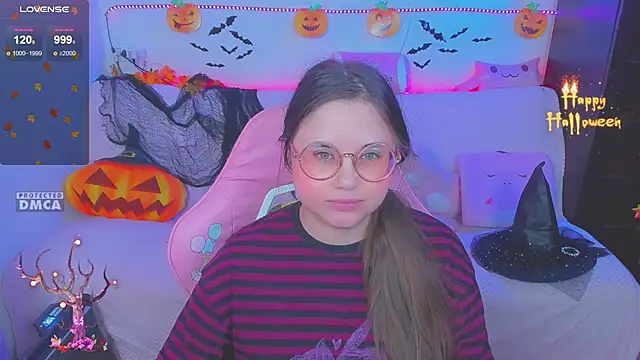 Snapshot of Lolisuccub chatting on November 5, 2025, 6:00 pm Lolisuccub online show from November 5, 2025, 6:00 pm