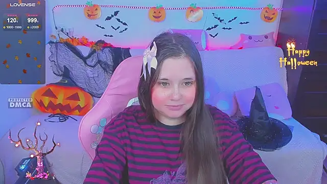 Snapshot of Lolisuccub chatting on November 4, 2025, 6:44 pm Lolisuccub online show from November 4, 2025, 6:44 pm