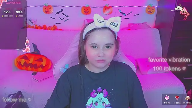 Snapshot of Lolisuccub chatting on October 16, 2025, 7:55 pm Lolisuccub online show from October 16, 2025, 7:55 pm