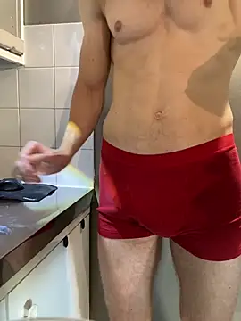 BruceIsHorny  online show from September 17, 2025, 4:31 pm