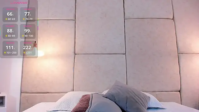 Snapshot of aisha_vs chatting on November 11, 2025, 12:00 pm aisha vs online show from November 11, 2025, 12:00 pm