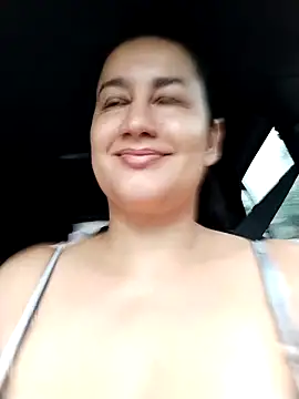 keilymadam online show from October 14, 2025, 12:17 pm