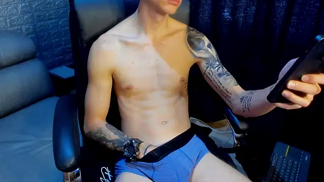 Snapshot of Dmtry6 chatting on February 23, 2025, 5:39 pm Dmtry6 online show from February 23, 2025, 5:39 pm