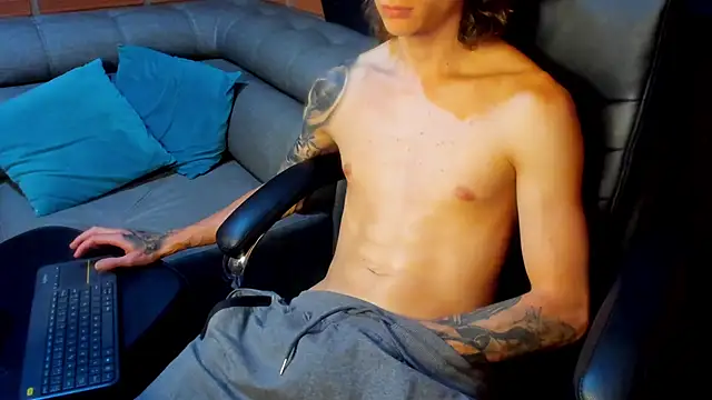 Snapshot of Dmtry6 chatting on January 29, 2025, 11:14 pm Dmtry6 online show from January 29, 2025, 11:14 pm