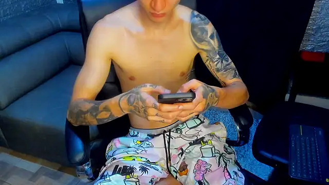 Snapshot of Dmtry6 chatting on March 9, 2025, 1:04 am Dmtry6 online show from March 9, 2025, 1:04 am