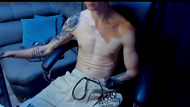 Snapshot of Dmtry6 chatting on February 5, 2025, 9:07 pm Dmtry6 online show from February 5, 2025, 9:07 pm