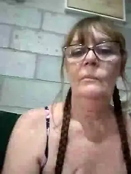 Snapshot of bellaau chatting on January 18, 2025, 12:13 am bellaau online show from January 18, 2025, 12:13 am