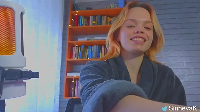 sinteas online show from March 15, 2025, 9:52 am