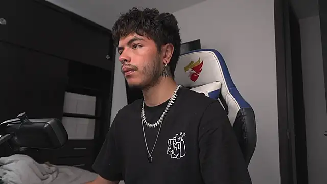  morghan  online show from April 8, 2026, 6:09 pm