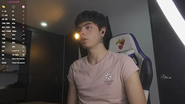  morghan  online show from November 4, 2025, 9:40 pm