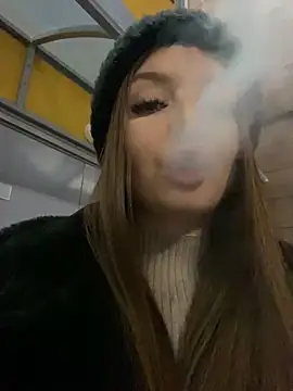 Snapshot of KrisMagnoly chatting on December 11, 2024, 4:42 pm KrisMagnoly online show from December 11, 2024, 4:42 pm