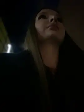 Snapshot of KrisMagnoly chatting on December 29, 2024, 6:05 pm KrisMagnoly online show from December 29, 2024, 6:05 pm