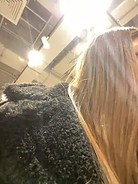 Snapshot of KrisMagnoly chatting on January 22, 2025, 5:59 pm KrisMagnoly online show from January 22, 2025, 5:59 pm