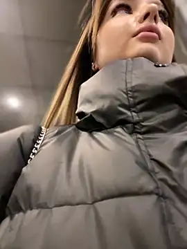 Snapshot of KrisMagnoly chatting on February 16, 2025, 4:53 pm KrisMagnoly online show from February 16, 2025, 4:53 pm