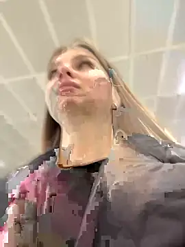 Snapshot of KrisMagnoly chatting on October 12, 2025, 5:25 pm KrisMagnoly online show from October 12, 2025, 5:25 pm