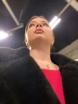 Snapshot of KrisMagnoly chatting on February 6, 2025, 4:25 pm KrisMagnoly online show from February 6, 2025, 4:25 pm