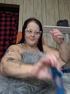 davisdesiresxh online show from October 7, 2025, 2:40 pm