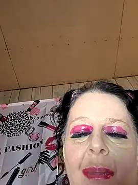 davisdesiresxh online show from February 14, 2025, 3:26 pm