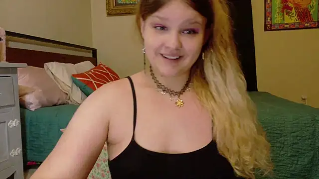 Emihaze online show from January 14, 2026, 7:06 pm