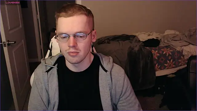 Snapshot of doloresman chatting on February 14, 2025, 12:41 am doloresman online show from February 14, 2025, 12:41 am