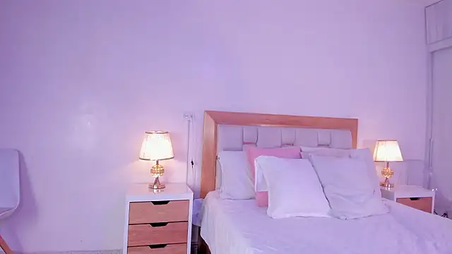 mia hank online show from March 10, 2026, 1:15 pm