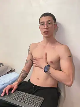 sebas 1122 online show from May 24, 2026, 10:31 pm