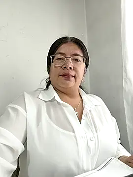 Snapshot of __valentina18 chatting on January 19, 2026, 1:15 pm valentina18 online show from January 19, 2026, 1:15 pm