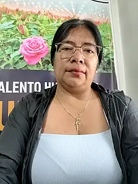 Snapshot of __valentina18 chatting on March 4, 2026, 1:08 pm valentina18 online show from March 4, 2026, 1:08 pm