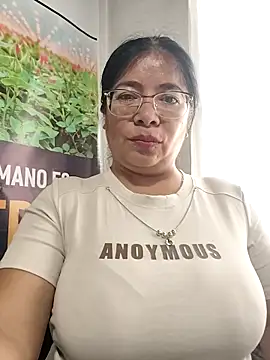 Snapshot of __valentina18 chatting on April 26, 2026, 1:08 pm valentina18 online show from April 26, 2026, 1:08 pm