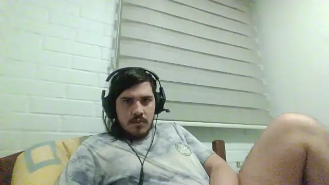 hung weeb online show from March 31, 2026, 3:19 am