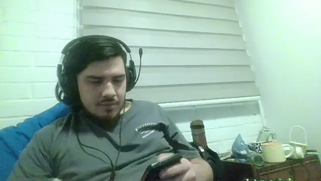 hung weeb online show from July 12, 2026, 3:51 am