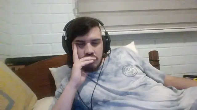 hung weeb online show from October 27, 2025, 3:51 am