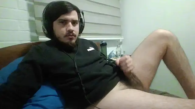 hung weeb online show from July 5, 2026, 5:58 am