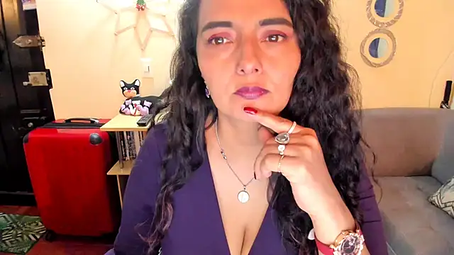 emma luxy online show from January 11, 2025, 5:10 am