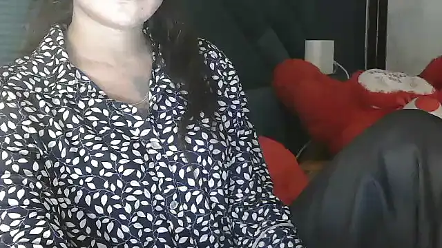 Snapshot of JannatDoll1 chatting on October 3, 2025, 5:58 pm JannatDoll1 online show from October 3, 2025, 5:58 pm