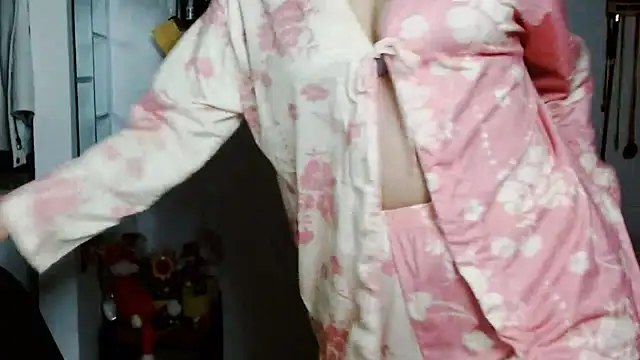 Nikkykora15 online show from October 16, 2025, 12:41 am