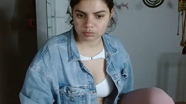 Nikkykora15 online show from February 17, 2026, 11:13 pm