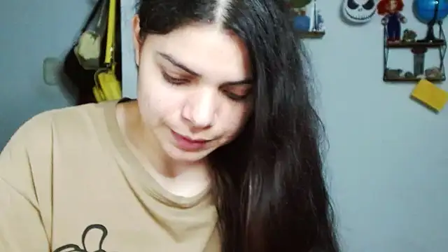 Nikkykora15 online show from February 5, 2025, 12:31 am