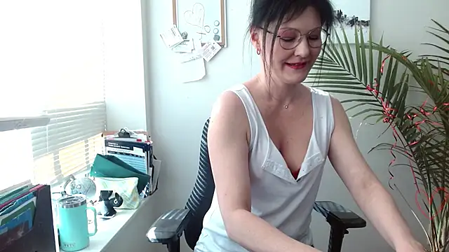 City Kat online show from March 27, 2026, 3:24 pm