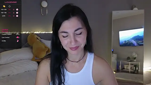 Mary love16 online show from October 18, 2025, 1:35 pm