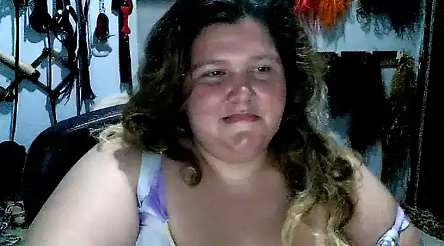 squirt322bbw online show from February 26, 2025, 3:35 am