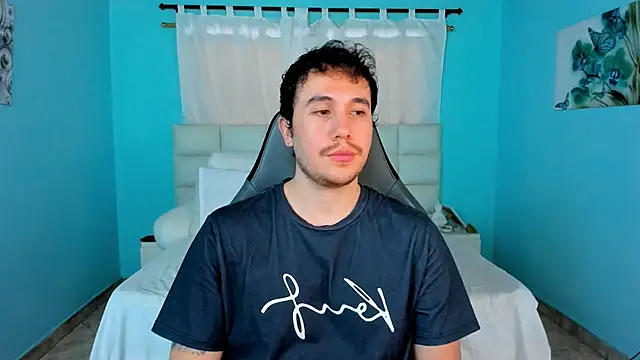 Snapshot of juan__jimenez chatting on June 4, 2026, 5:50 pm juan jimenez online show from June 4, 2026, 5:50 pm