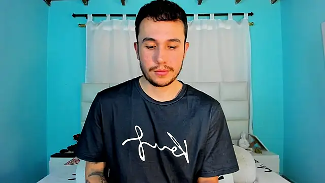 juan  jimenez online show from November 10, 2025, 9:42 pm