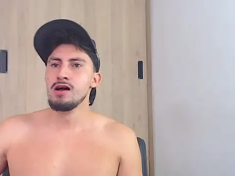 ChrisDamon online show from November 20, 2025, 11:11 am