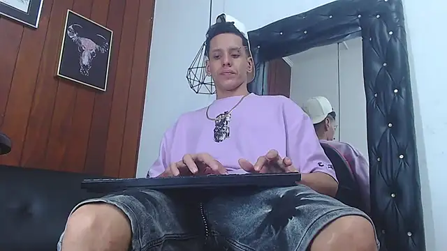 GaboReyes online show from February 2, 2025, 5:53 am
