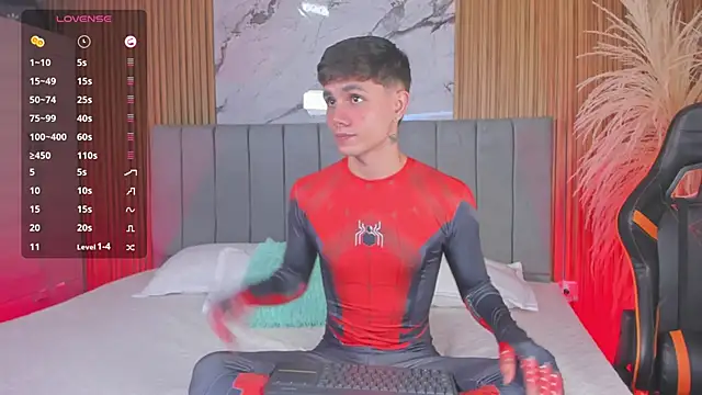 Snapshot of DustinLevine chatting on February 18, 2026, 12:23 pm DustinLevine online show from February 18, 2026, 12:23 pm