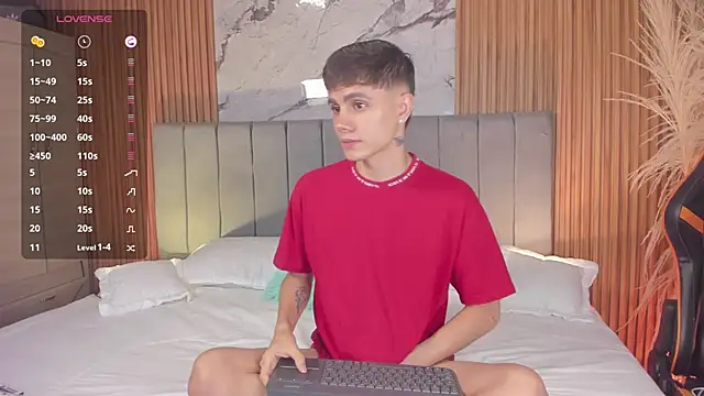 Snapshot of DustinLevine chatting on February 26, 2026, 12:16 pm DustinLevine online show from February 26, 2026, 12:16 pm