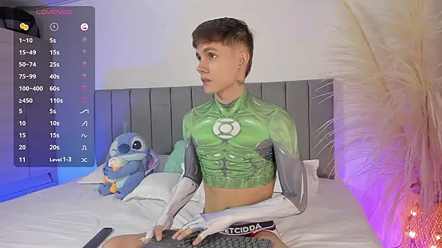 Snapshot of DustinLevine chatting on February 2, 2026, 12:26 pm DustinLevine online show from February 2, 2026, 12:26 pm